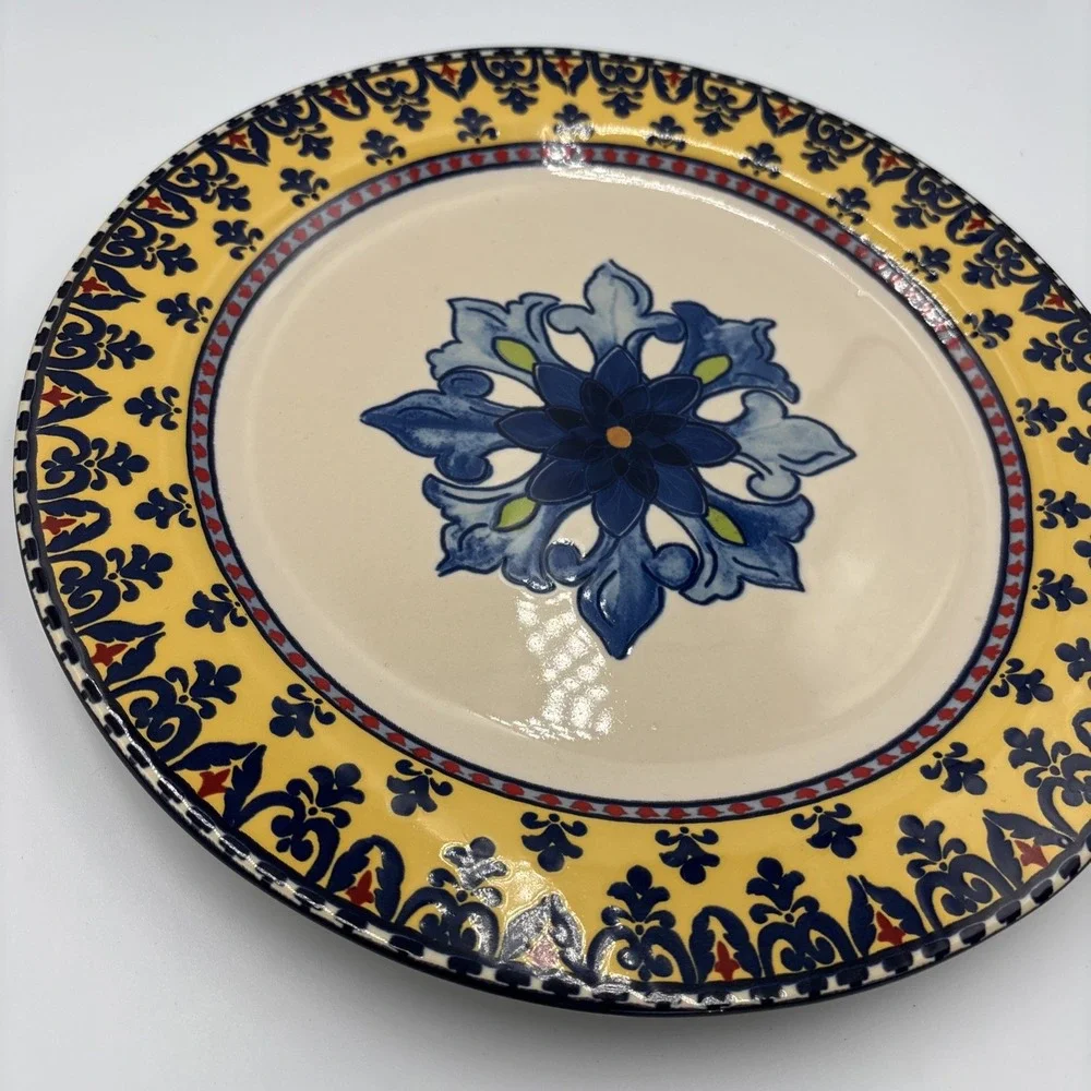 Williams-Sonoma Yellow Rim Blue Flower Dinner Plate Italian Sicily, 11
